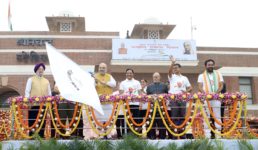 गृहमंत्री शाह बोले मोदी ने 370 और 35A हटाकर कश्मीर में आतंक के दरवाजे बंद किये