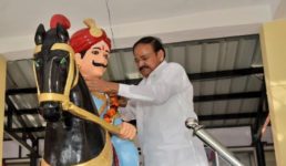 उत्तराखंड में उपराष्ट्रपति बोले स्वतंत्रता संग्राम के स्थानीय नायकों को पाठ्यक्रम में शामिल करना चाहिए