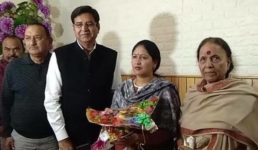 पिथौरागढ़ उपचुनाव : कांग्रेस ने अंजू लुंठी को बनाया प्रत्याशी, वर्तमान में हैं जिला पंचायत सदस्य