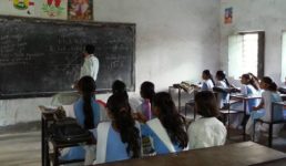 उत्तराखंड : गणित पढ़ाते – पढ़ाते टीचर के साथ घटी एक घटना, चली गई जान, इलाके में शोक