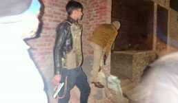 ब्रेकिंग : बर्थडे पार्टी के लिए बुलाकर युवक ने कई बच्चों को बंधक बनाया, अंत में बुरी तरह मारा गया