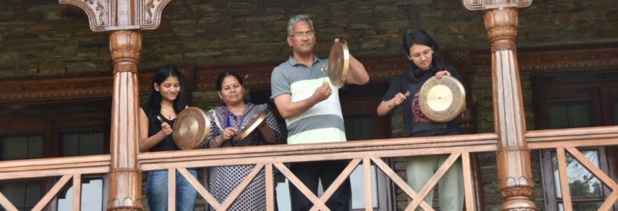 कोरोना आपदा : मुख्यमंत्री राहत कोष में देंगे 5 माह का वेतन, सीएम के परिवार और दूसरे लोगों ने भी मदद की कोरोना आपदा : मुख्यमंत्री राहत कोष में देंगे 5 माह का वेतन, सीएम के परिवार और दूसरे लोगों ने भी मदद की