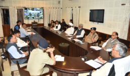 उत्तराखंड : दुकानें 7 बजे से 1 बजे तक, दुपहिया चल सकेगा, मुख्यमंत्री ने की समीक्षा बैठक Uttarakhand Lockdown Update
