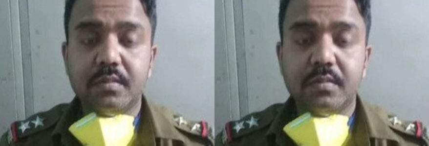 उत्तराखंड : लॉकडाउन के दौरान फर्जी पुलिस इंस्पेक्टर वसूली कर रहा था सड़क पर, दूसरे दिन फंसा बुरी मुश्किल में उत्तराखंड : लॉकडाउन के दौरान फर्जी पुलिस इंस्पेक्टर वसूली कर रहा था सड़क पर, दूसरे दिन फंसा बुरी मुश्किल में