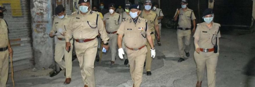 Uttarakhand, इस बार घर पर ही मनानी होगी रमजान, लॉकडाउन में नहीं जा सकेंगे मस्जिद Uttarakhand, इस बार घर पर ही मनानी होगी रमजान, लॉकडाउन में नहीं जा सकेंगे मस्जिद