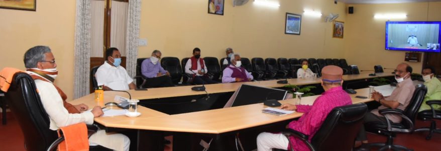 Uttarakhand, अब 20 अप्रैल के बाद सिर्फ ये छूट मिलेगी, राज्य कैबिनेट ने लॉकडाउन का सख्ती से पालन का निर्णय लिया Uttarakhand, अब 20 अप्रैल के बाद सिर्फ ये छूट मिलेगी, राज्य कैबिनेट ने लॉकडाउन का सख्ती से पालन का निर्णय लिया
