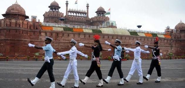 सेना और नौसेना में कोरोना को लेकर चिंता पैदा करने वाली खबर, पढ़िए कहां आ रहे हैं मामले सामने