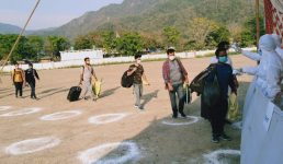 Uttarakhand कोरोना प्रभाव से वापस आ रहे प्रवासियों को बिना राशनकार्ड भी मिलेगा फ्री अनाज, आदेश जारी