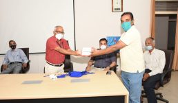 सोशल डिस्टेंन्सिंग बनाकर ही हम कोरोना जैसी बीमारी से बच सकते है- डाॅ. अनिल चन्दोला