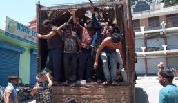 Uttarakhand लॉकडाउन तोड़कर 62 लोगों के साथ महाराष्ट्र से राज्य में घुसा प्रवासियों का ट्रक, चालक गिरफ्तार