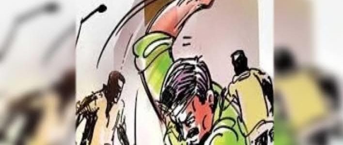 Uttarakhand बुजुर्ग की पीट-पीटकर हत्या, क्वारंटीन सेंटर में युवक की मौत Uttarakhand बुजुर्ग की पीट-पीटकर हत्या, क्वारंटीन सेंटर में युवक की मौत