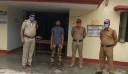 Uttarakhand : नाबालिग लड़की को घर से बुलाकर ट्रक में बलात्कार, आरोपी पुलिस की हिरासत में