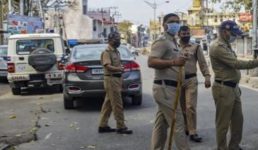 Uttarakhand दिल्ली से कार में चले प्रवासी की उत्तराखंड सीमा में घुसते ही मौत, कोरोना जांच के लिए सेंपल लिये