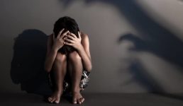 Uttarakhand : बेटे से संबंध बना रही थी सौतेली मां, बाप ने की पुलिस में शिकायत