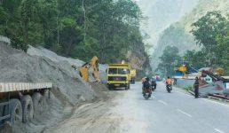 Uttarakhand ऑल वेदर चारधाम सड़क परियोजना में आ रहे कुछ अड़ंगों से देरी, केंद्र ने किया आगाह, सीएम से किया विशेष अनुरोध