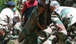 Uttarakhand सेना के जवानों का वाहन दुर्घटनाग्रस्त, ITBP के जवानों ने मौके पर पहुंचकर किया रेस्क्यू
