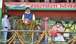 मुख्यमंत्री त्रिवेन्द्र सिंह रावत Video, उत्तराखंड में स्वतंत्रता दिवस समारोह Independence Day 2020