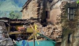 Uttarakhand दुखद, मकान गिरने से दो छोटे बच्चे और पिता की मौत, मां बुरी तरह घायल