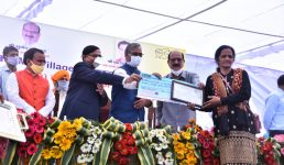 देहरादून : मुख्यमंत्री ने माजरी ग्रांट डोईवाला में एकीकृत आदर्श कृषि ग्राम योजना का शुभारंभ किया, पढ़ें पूरी खबर