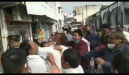 Uttarakhand पालिका सभासद ने किया आत्मदाह का प्रयास, प्रशासन में मचा हड़कंप, मौके पर बवाल