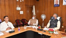 Uttarakhand मुख्यमंत्री ने दिसंबर तक सभी स्कूलों एवं आंगनबाड़ी केन्द्रों में पेयजल की उपलब्धता का टारगेट पूरा करने के अधिकारियों को दिये निर्देश