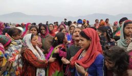 हल्द्वानी : 7 साल के बच्चे को कुचल गया वाहन, स्थानीय लोगों ने मौके पर पहुंच कर जताया आक्रोश