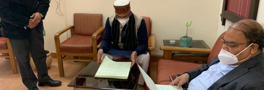 Uttarakhand मुख्यमंत्री ने मारा छापा, कई कर्मचारी मिले अनुपस्थित और फिर…..