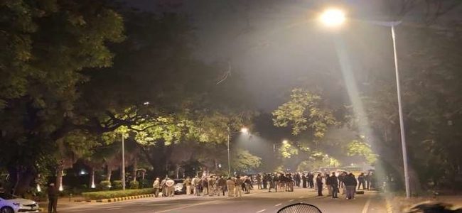 दिल्ली में इस्राइल दूतावास के बाहर बम ब्लास्ट, सुरक्षा एजेंसियां अलर्ट पर दिल्ली में इस्राइल दूतावास के बाहर बम ब्लास्ट, सुरक्षा एजेंसियां अलर्ट पर