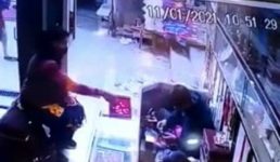 पिथौरागढ़ : सुनार की दुकान में महिला की हरकत सीसीटीवी में कैद, दुकानदार पहुंचा पुलिस के पास