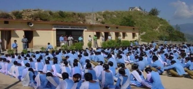 Uttarakhand कक्षा 6,7,8,9 और 11 के भी स्कूल अब खुलेंगे, उच्चस्तरीय बैठक में हो गया फैसला Uttarakhand कक्षा 6,7,8,9 और 11 के भी स्कूल अब खुलेंगे, उच्चस्तरीय बैठक में हो गया फैसला