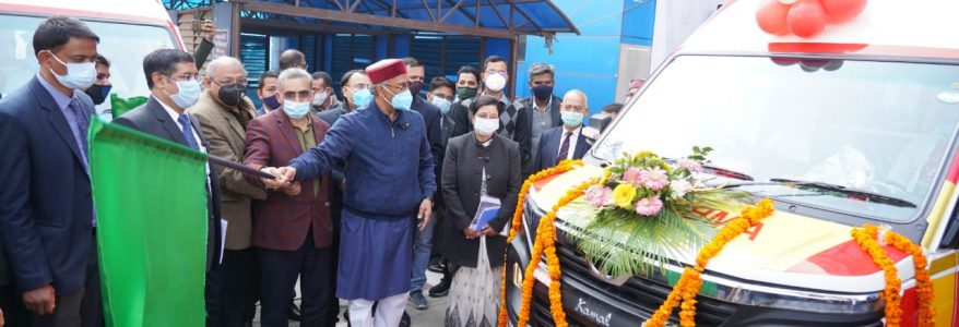 Uttarakhand कोविड ड्यूटी में तैनात डाॅक्टरों एवं चिकित्सा कार्मिकों को 11-11 हजार रूपये की सम्मान राशि, 132 नई एम्बुलेंस को किया फ्लैग ऑफ Uttarakhand कोविड ड्यूटी में तैनात डाॅक्टरों एवं चिकित्सा कार्मिकों को 11-11 हजार रूपये की सम्मान राशि, 132 नई एम्बुलेंस को किया फ्लैग ऑफ