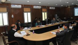 मुख्यमंत्री पलायन रोकथाम योजना : मुख्य सचिव ने जिलाधिकारियों को विलेज स्पेसिफिक योजनाएं बनाने को कहा