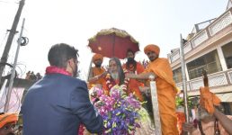 Haridwar Kumbh 2021 महाशिवरात्रि स्नान के लिए आने वाले ध्यान दें, आने से पहले कोरोना रिपोर्ट के साथ ये भी करें