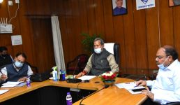 Uttarakhand मुख्यमंत्री तीरथ सिंह रावत ने सभी जिलाधिकारियों की बैठक ली, दिये महत्वपूर्ण निर्देश