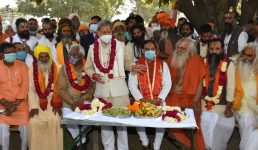 Haridwar Kumbh 2021 मुख्यमंत्री ने कहा कुंभ आने पर कोई रोक-टोक नहीं, 120 करोड़ की विभिन्न योजनाओं का लोकार्पण किया
