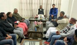 Video उत्तराखंड की राजनीति के पक्ष-विपक्ष एक साथ, पढ़ें क्या कर रहे थे ये सब एक साथ