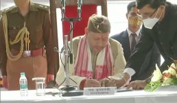 उत्तराखंड के नये मुख्यमंत्री के रूप में तीरथ सिंह रावत ने ली शपथ, पीएम मोदी ने दी शुभकामनाएं