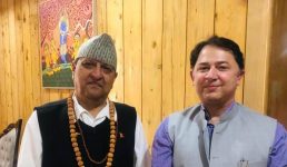 हरिद्वार महाकुंभ में नेपाल के राजा ज्ञानेंद्र बीर विक्रम शाह भी पहुंचे, संतों के सानिध्य में की पूजा-अर्चना