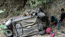 Uttarakhand : कार दुर्घटना में पिता-पुत्री की मौत, दिल्ली से बेटी की शादी के लिए गांव आ रहे थे