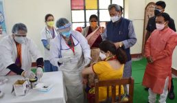 Uttarakhand चमोली पहुंचे मुख्यमंत्री, दो दिनों के अंदर गोपेश्वर में ऑक्सीजन प्लांट का काम पूरा करने के निर्देश दिये