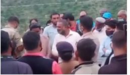 Uttarakhand : 11 केवी विद्युत लाइन की चपेट में आने से दादा और पोते की मौत, पोता एक राजनीतिक दल से जुड़ा नेता