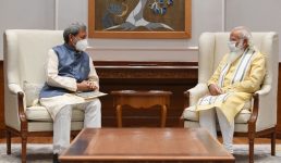मुख्यमंत्री बनने के बाद  सीएम तीरथ सिंह की पीएम मोदी से पहली मुलाकात, क्या बातचीत हुई पढ़िए