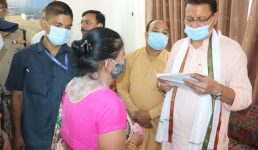 खटीमा : ﻿मुख्यमंत्री ने सुनी आम जन की समस्यायें, कहा हमारी सरकार नो पेंडेंसी पर कार्य करेगी