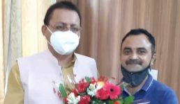 Uttarakhand सीएम धामी से मिले वरिष्ठ पत्रकार सुरेन्द्र कुमार गुप्ता, पत्रकारों की समस्या से अवगत कराया