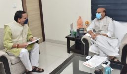 सीएम धामी ने रक्षामंत्री राजनाथ सिंह और दूसरे केन्द्रीय मंत्रियों से दिल्ली में मुलाकात की, राज्य के विकास कार्यों को लेकर हुई चर्चा