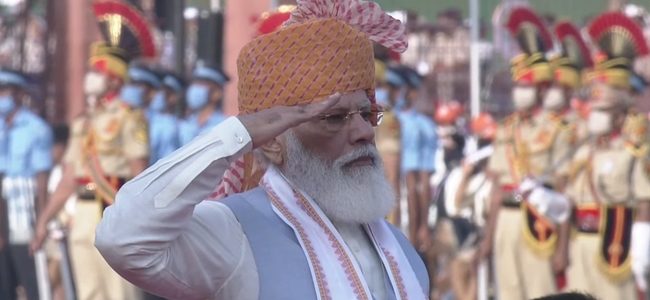स्वतंत्रता दिवस 2021 : लालकिले से पीएम मोदी के भाषण की महत्वपूर्ण बातें, 8वीं बार फहराया तिरंगा स्वतंत्रता दिवस 2021 : लालकिले से पीएम मोदी के भाषण की महत्वपूर्ण बातें, 8वीं बार फहराया तिरंगा