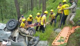Uttarakhand भीषण सड़क हादसे में एक युवक की मौत, एक गंभीर रूप से घायल