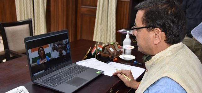Tokyo Olympics सीएम धामी ने हॉकी खिलाड़ी वंदना कटारिया से बात की, 25 लाख रुपये के पुरस्कार की घोषणा की Tokyo Olympics सीएम धामी ने हॉकी खिलाड़ी वंदना कटारिया से बात की, 25 लाख रुपये के पुरस्कार की घोषणा की