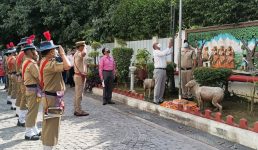 नई दिल्ली स्थित उत्तराखण्ड सदन में 75वां स्वतंत्रता दिवस  धूमधाम से मनाया गया, स्थानीय आयुक्त ने फहराया ध्वज