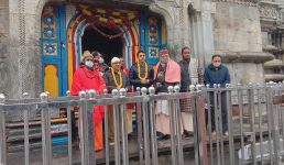 पीएमओ में सलाहकार भाष्कर खुल्बे और उप सचिव मंगेश घिल्डियाल पहुंचे केदारनाथ और बद्रीनाथ, पुनर्निर्माण कार्यों का जायजा लिया